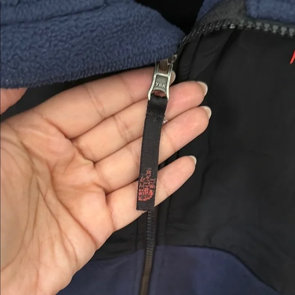 The North Face Kids Jacket - Navy and Black - Picture 3 of 4